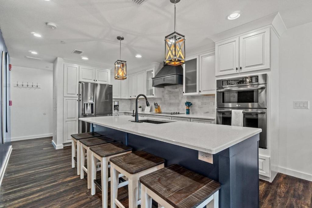Newly Remodeled Beachfront Townhome - Sleeps 14 Panama City Beach Exteriör bild