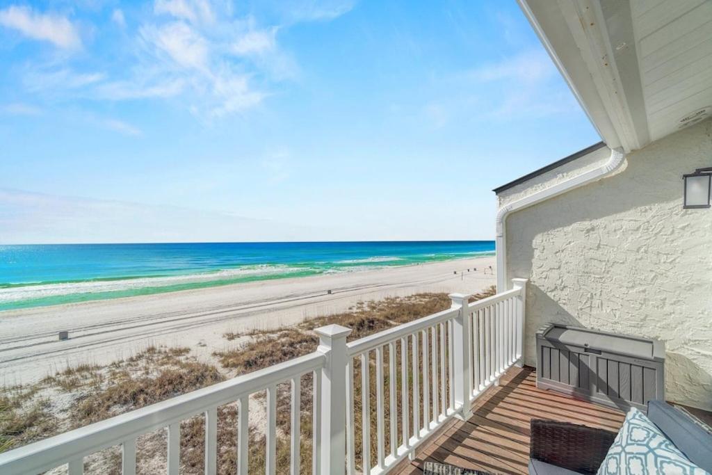 Newly Remodeled Beachfront Townhome - Sleeps 14 Panama City Beach Exteriör bild