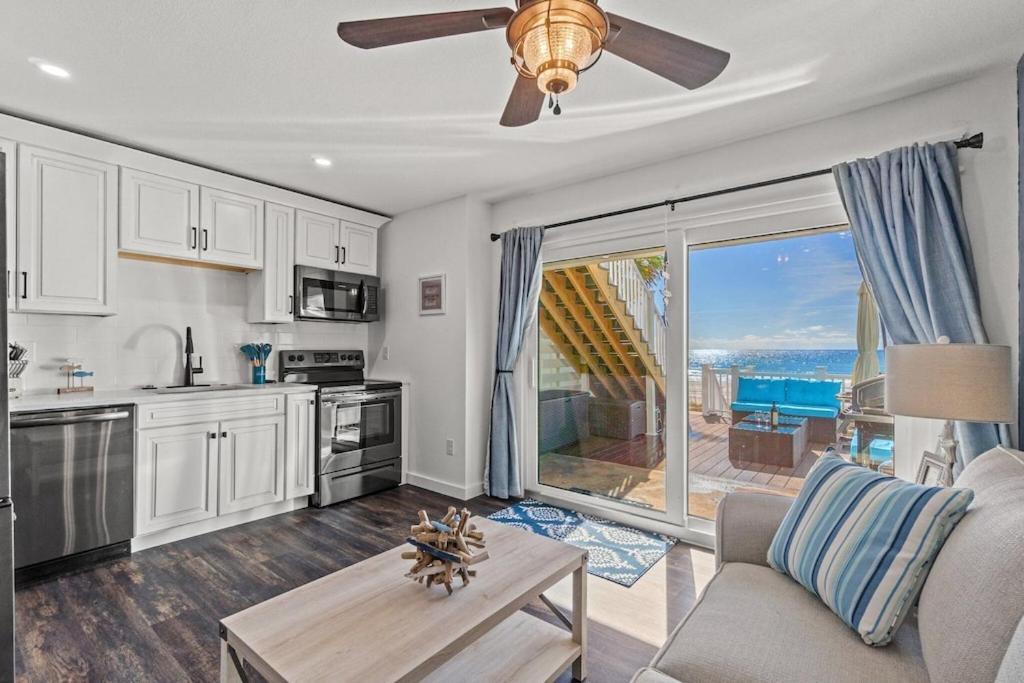 Newly Remodeled Beachfront Townhome - Sleeps 14 Panama City Beach Exteriör bild