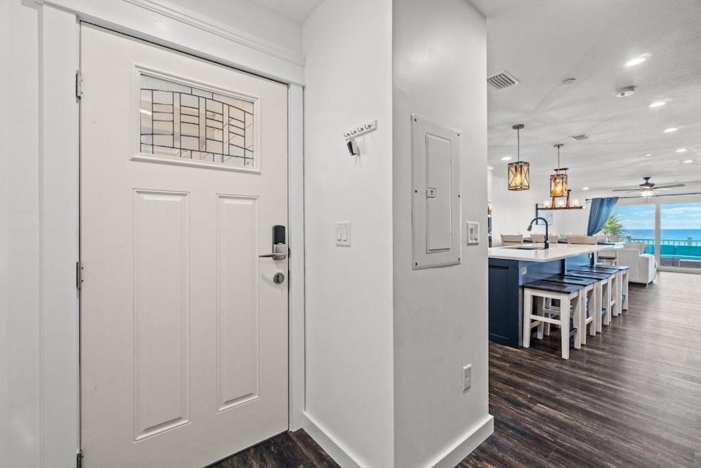 Newly Remodeled Beachfront Townhome - Sleeps 14 Panama City Beach Exteriör bild